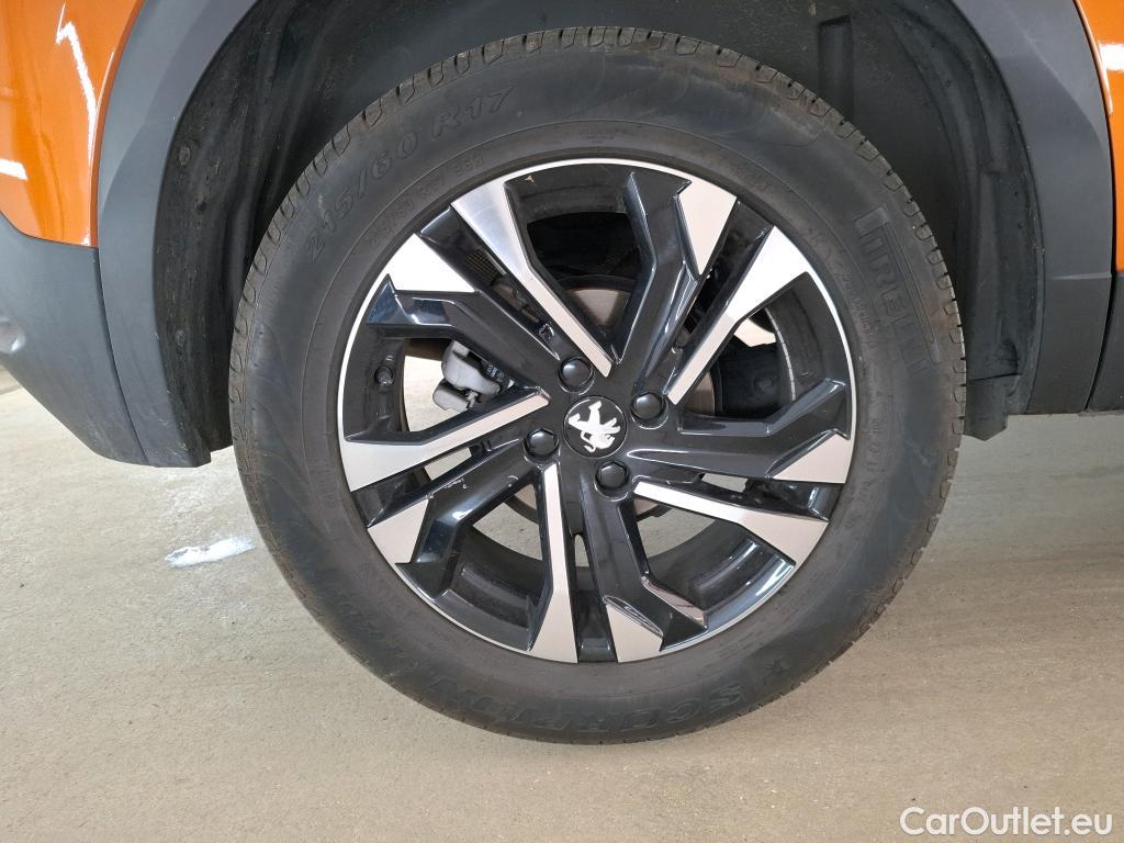  Peugeot  2008  Allure Pack 1.2 PureTech 130CV BVA8 E6d #20