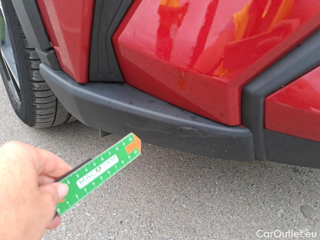  Toyota  C-HR TOYOTA  / 2019 / 5P / todoterreno 2.0 180H Advance #27