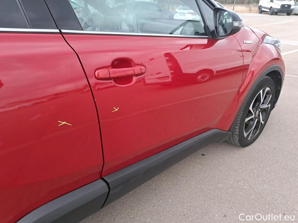  Toyota  C-HR TOYOTA  / 2019 / 5P / todoterreno 2.0 180H Advance #13
