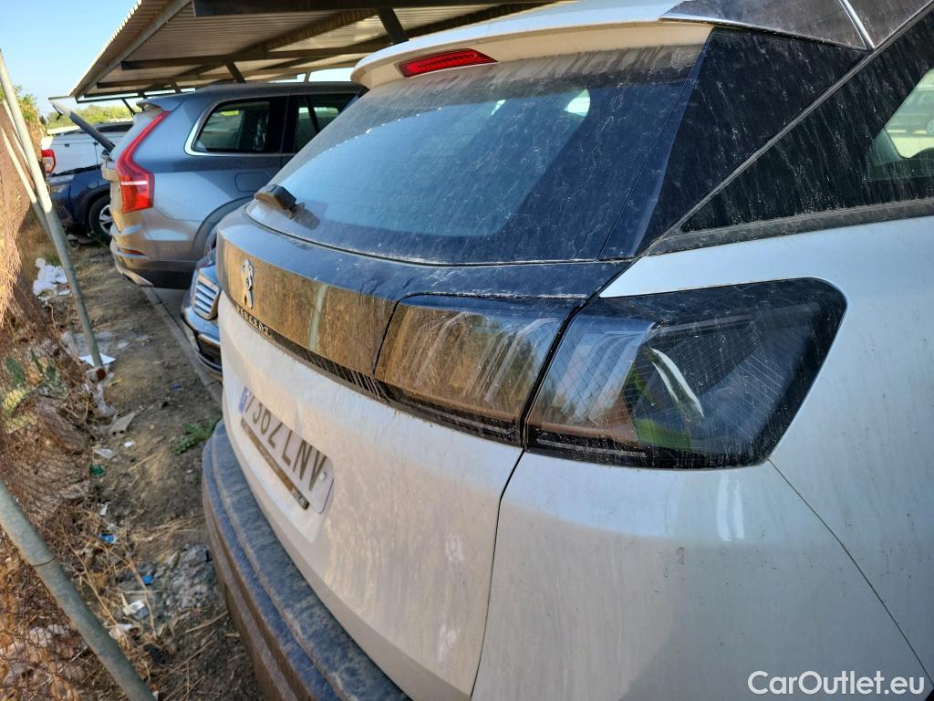  Peugeot  3008  Active Pack 1.5 HDi 130CV MT6 E6d #42