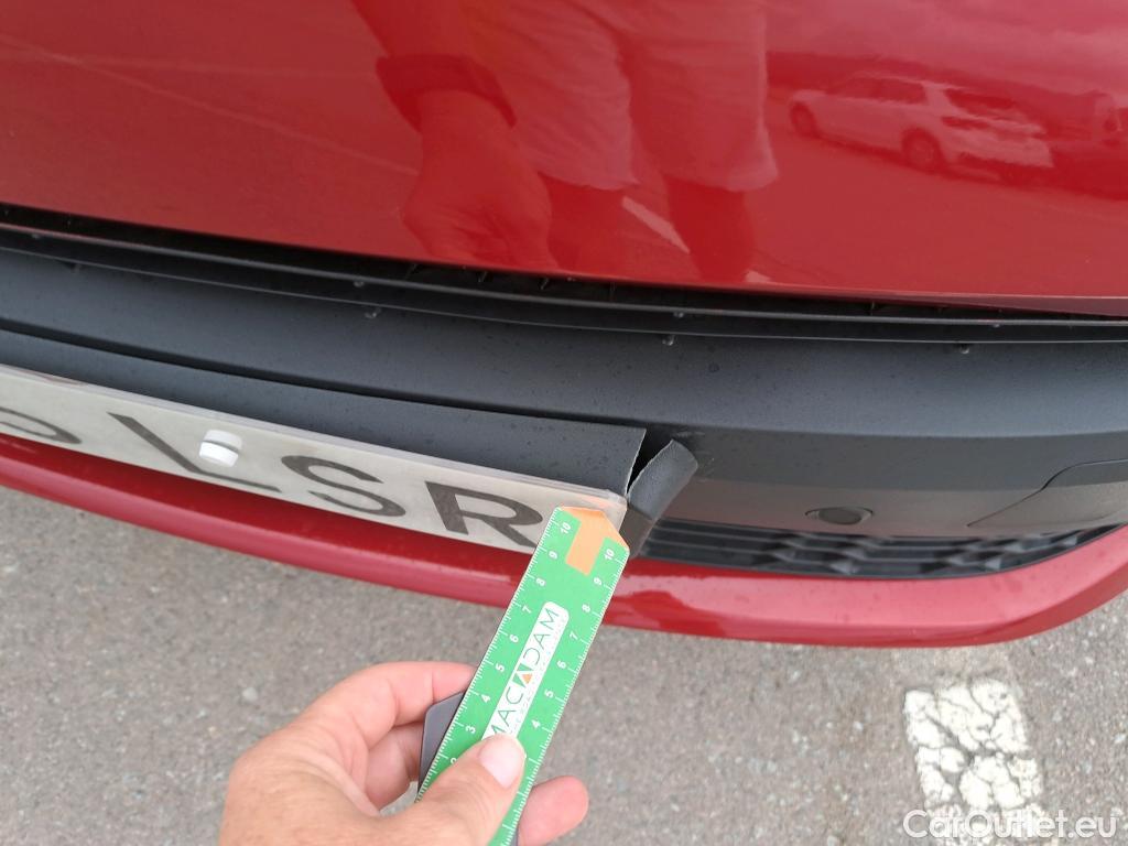  Toyota  C-HR TOYOTA  / 2019 / 5P / todoterreno 2.0 180H Advance #31