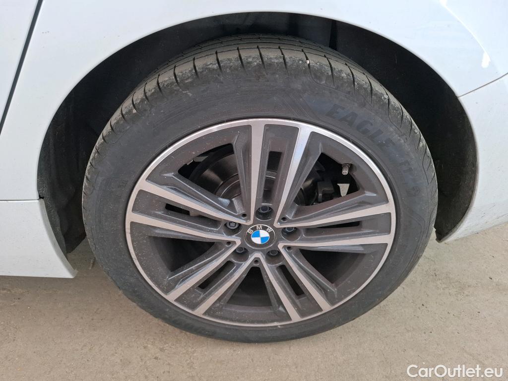  Bmw  Serie 1 BMW Série 1 / 2019 / 5P / Berline 116i DKG7 Business Design #47