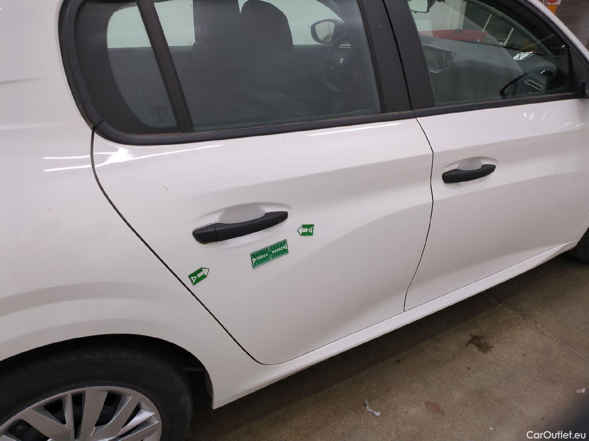  Peugeot  208  Premium 1.5 HDi 100CV BVM6 E6d #37