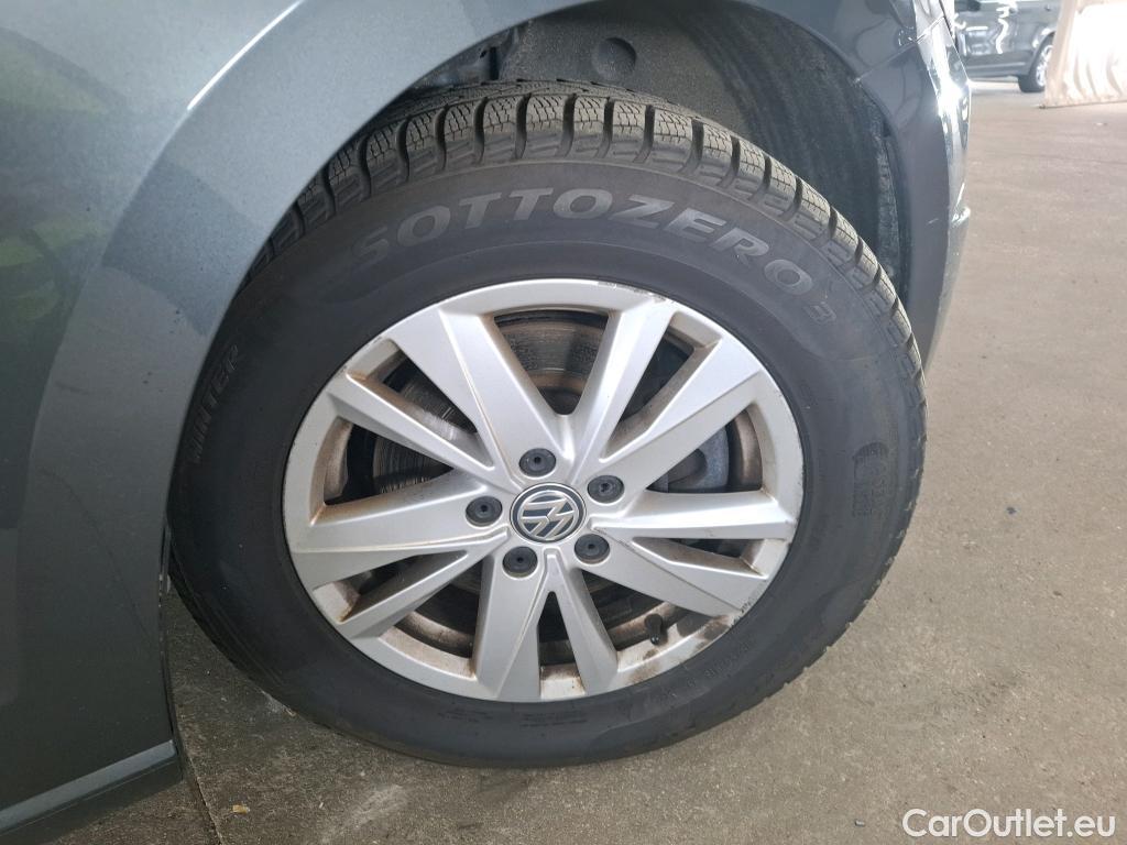  Volkswagen  Touran  IQ.Drive Start-Stop 2.0 TDI 115CV BVA7 E6dT #38