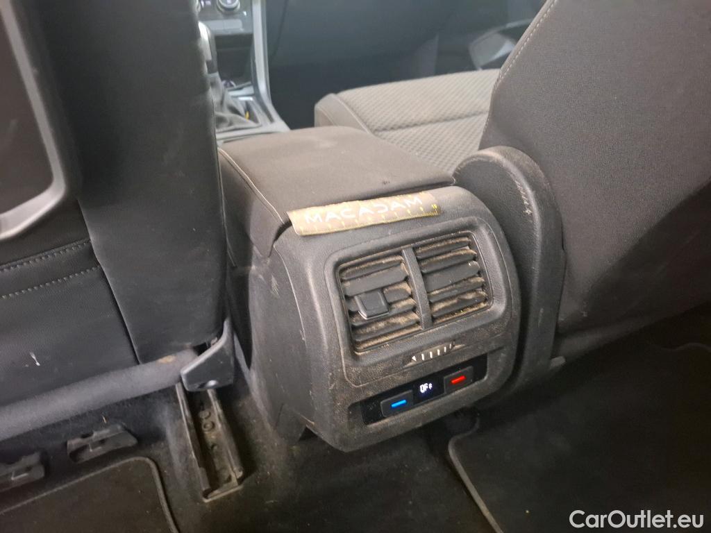  Volkswagen  Touran  IQ.Drive Start-Stop 2.0 TDI 115CV BVA7 E6dT #34