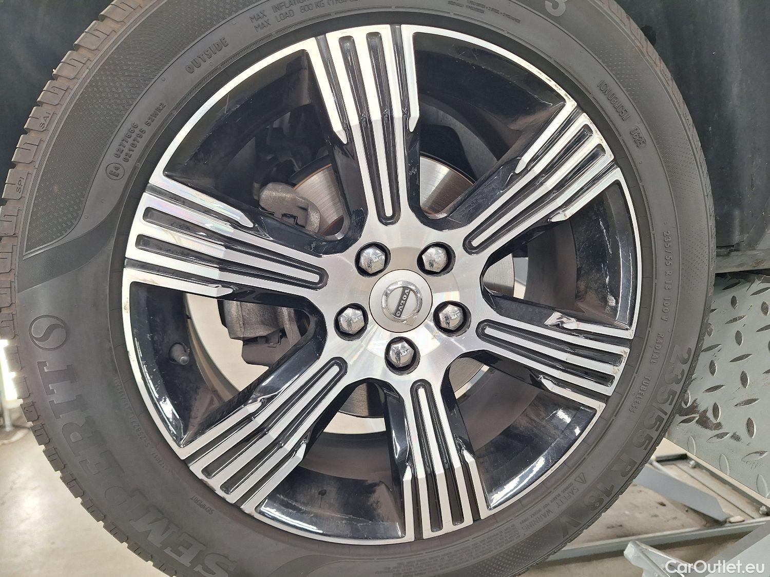  Volvo  XC 40 Volvo, XC40 '17, Volvo XC40 D3 Geartronic Inscription 5d #7