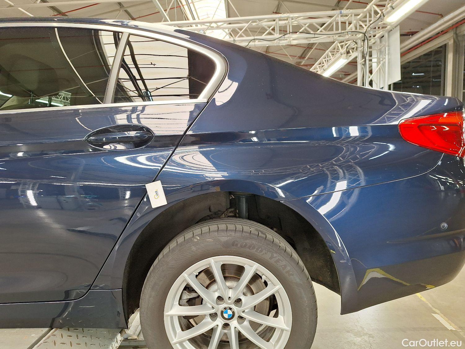  Bmw  Serie 5 BMW, 5-serie '16, BMW 5 Reeks Berline 518d 110kW Aut. 4d #27