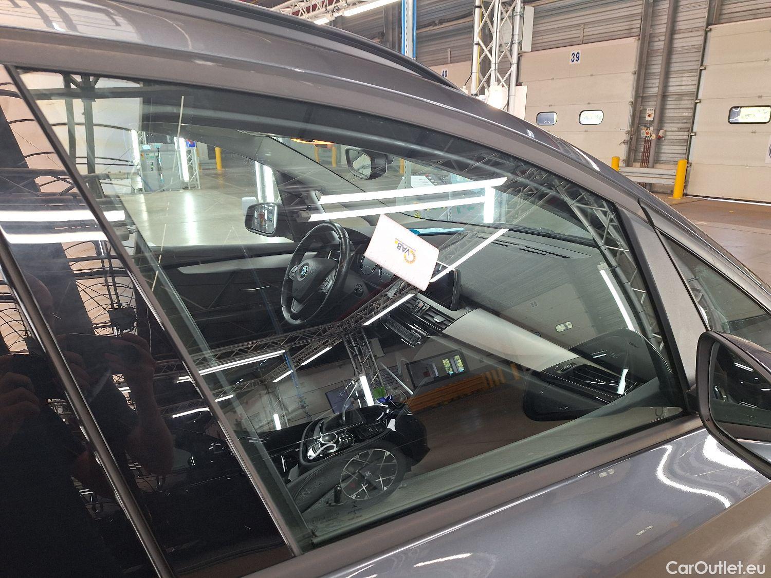  Bmw  Serie 2 BMW, 2-serie GranTour '18, BMW 2 Reeks Gran Tourer 216d (85kW) Aut. 5d 7 seats #31