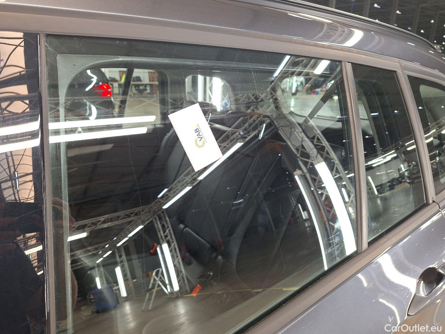  Bmw  Serie 2 BMW, 2-serie GranTour '18, BMW 2 Reeks Gran Tourer 216d (85kW) Aut. 5d 7 seats #40
