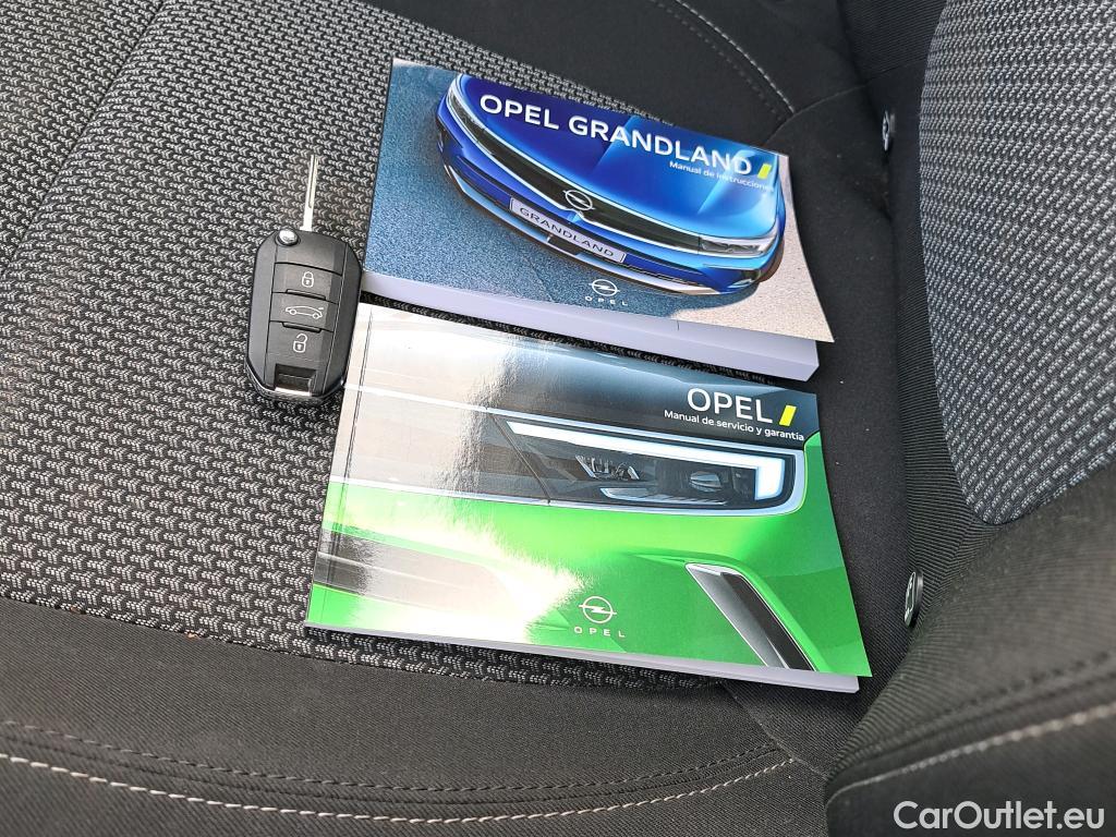  Opel   Grandland X OPEL Grandland / 2021 / 5P / todoterreno 1.5 CDTi Business Edition Auto #4