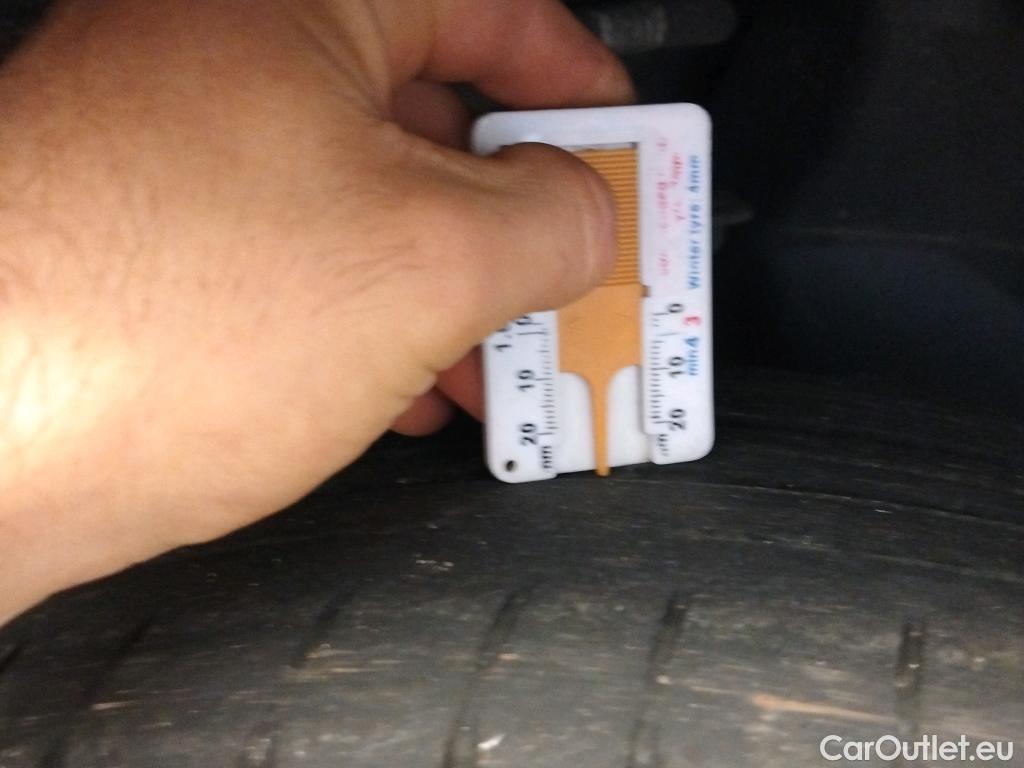  Bmw  X1 BMW  / 2019 / 5P / todoterreno sDrive16d Business #6