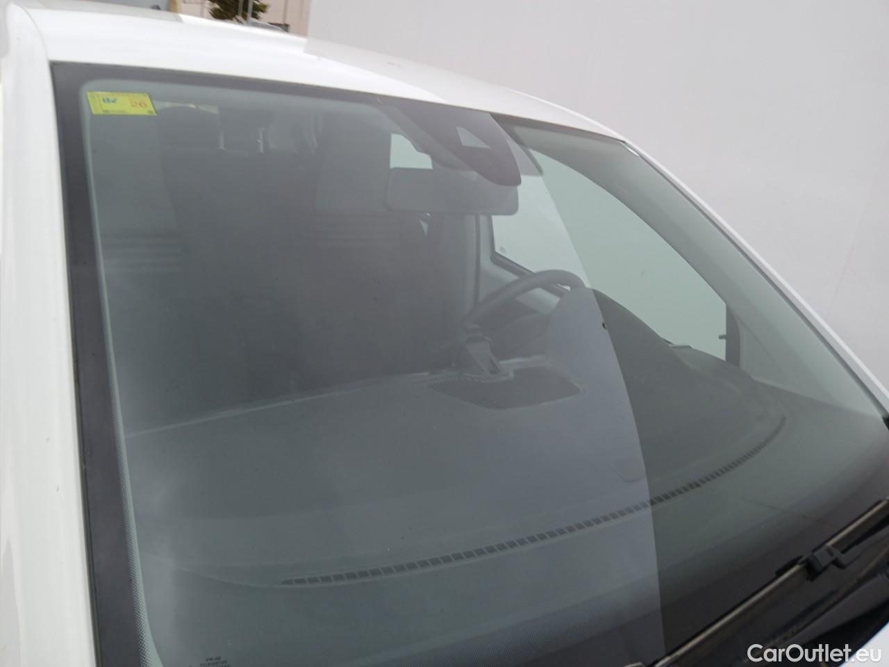  Land Rover  Discovery VOLKSWAGEN e-up! / 2016 / 5P / berlina con portón 61kW (83CV) #7