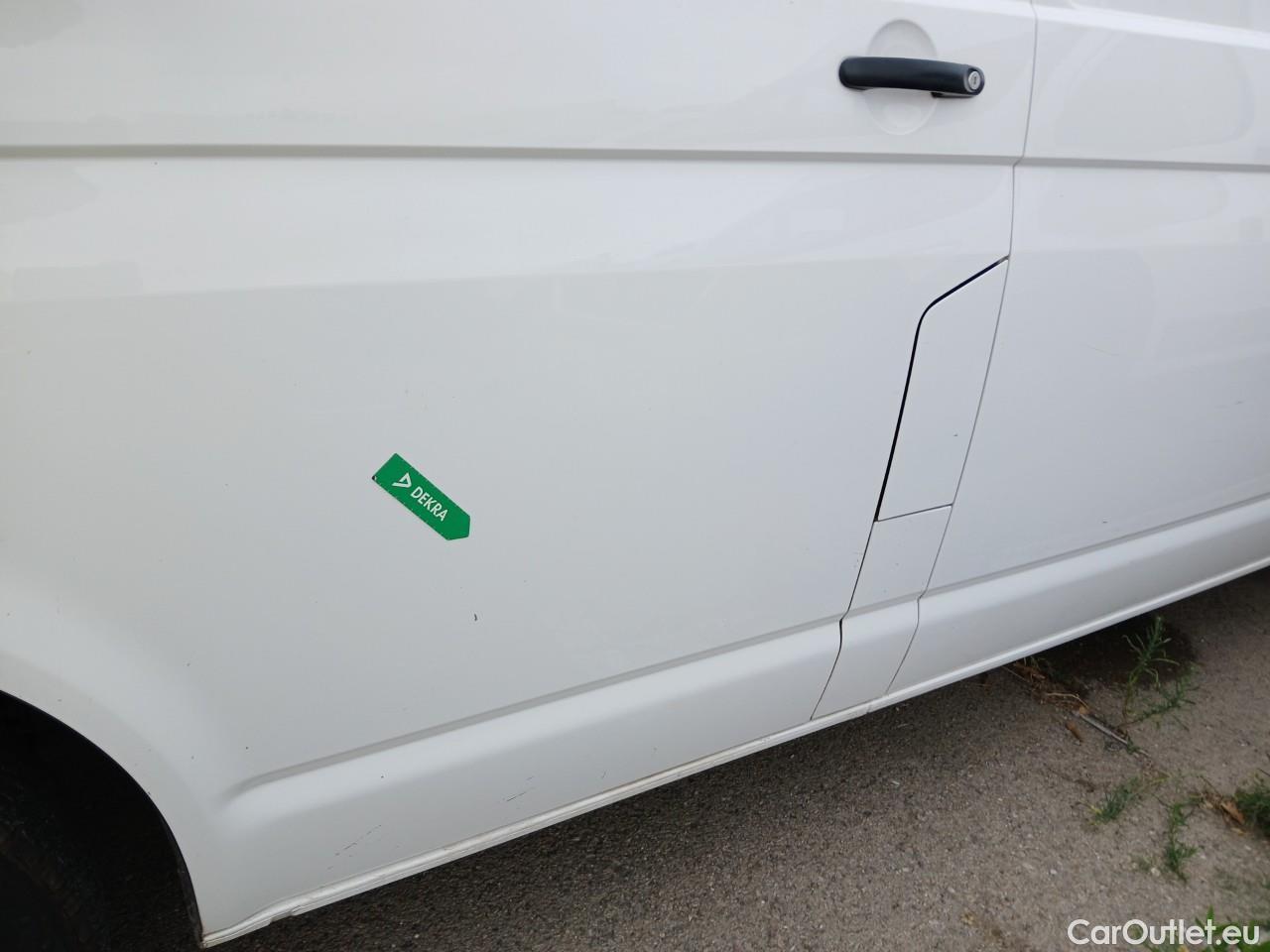  Land Rover  Discovery VOLKSWAGEN Transporter / 2020 / 4P / furgón Furgón ABT e-Transporter 6.1 Largo #25