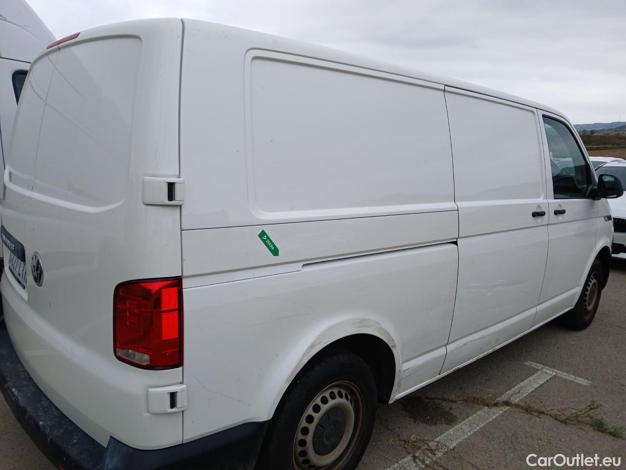  Land Rover  Discovery VOLKSWAGEN Transporter / 2020 / 4P / furgón Furgón ABT e-Transporter 6.1 Largo #40