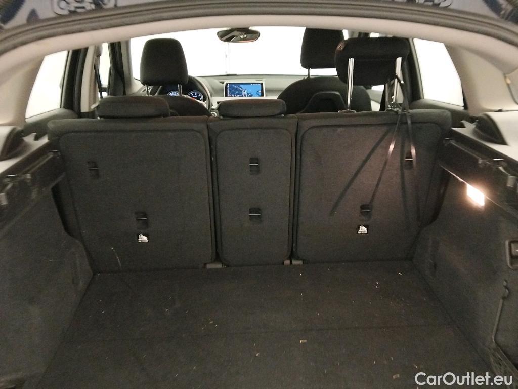  Bmw  X1 BMW  / 2019 / 5P / todoterreno sDrive16d Business #1