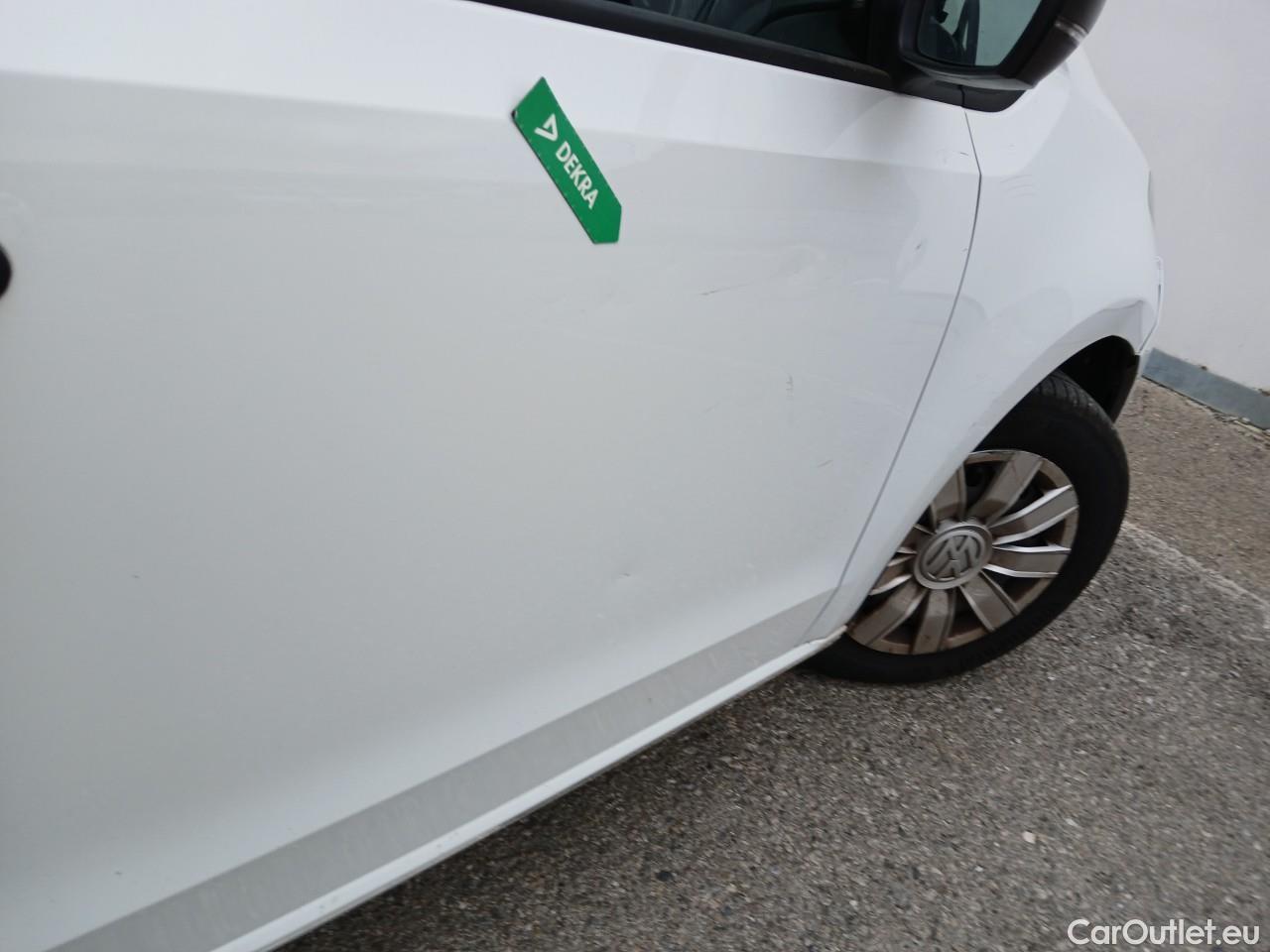 Land Rover  Discovery VOLKSWAGEN e-up! / 2016 / 5P / berlina con portón 61kW (83CV) #37