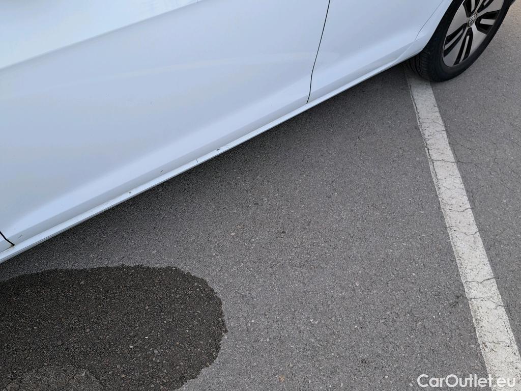  Volkswagen  Golf  VII Berlina e-35kWh #17