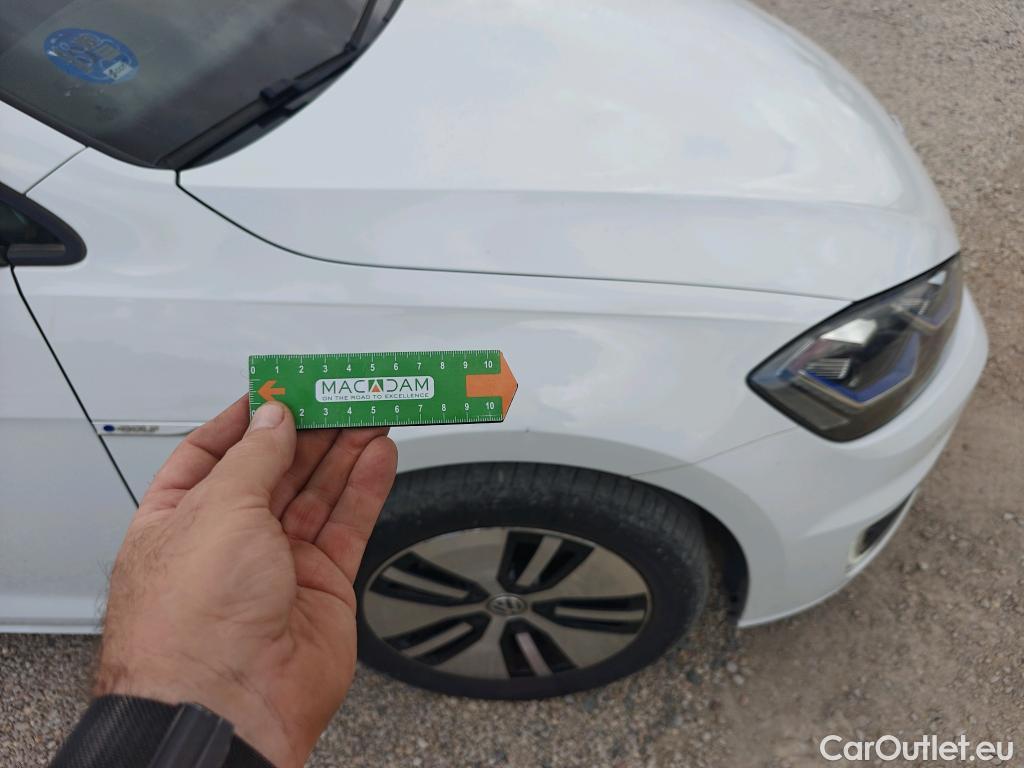  Volkswagen  Golf  VII Berlina e-35kWh #21