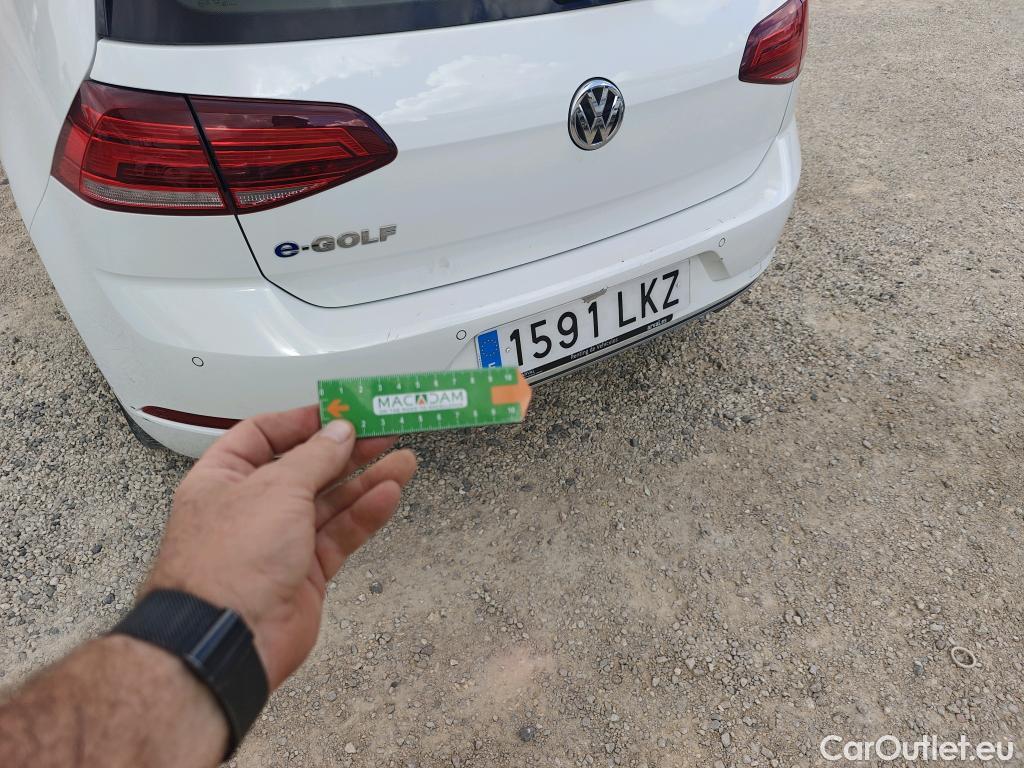  Volkswagen  Golf  VII Berlina e-35kWh #15