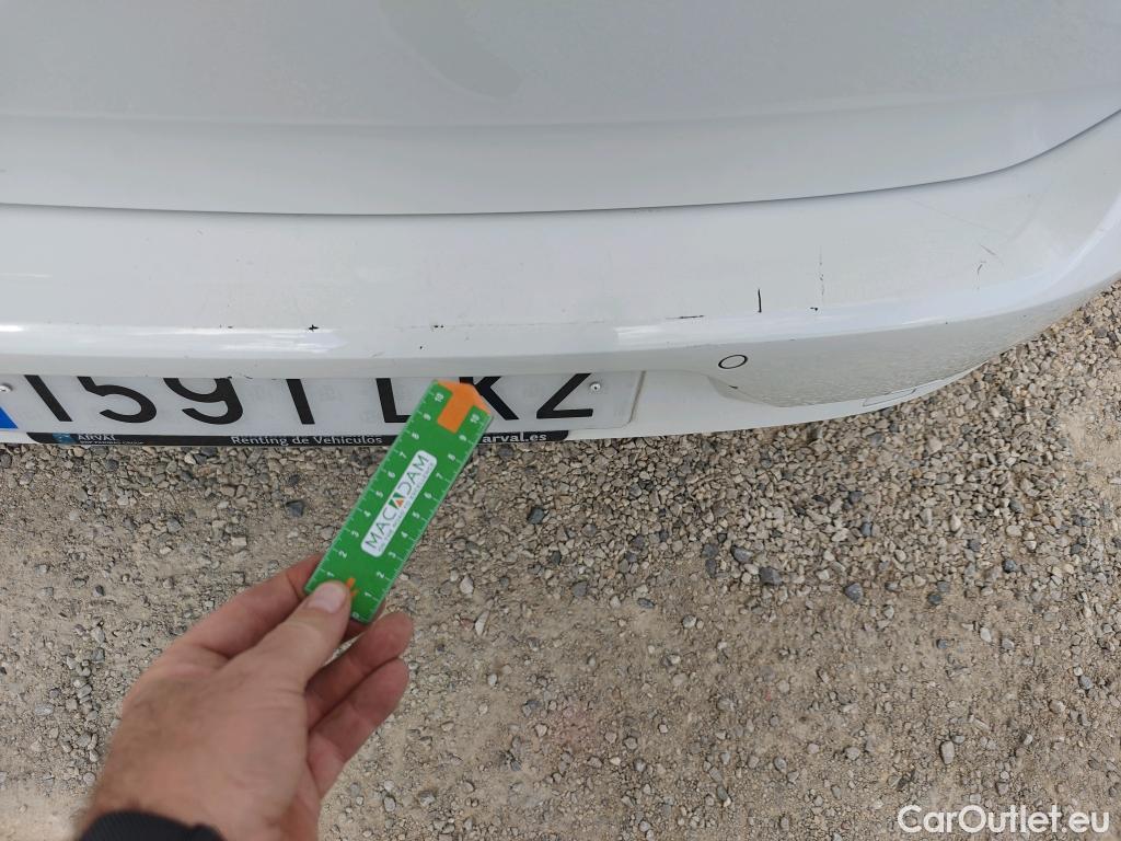  Volkswagen  Golf  VII Berlina e-35kWh #17