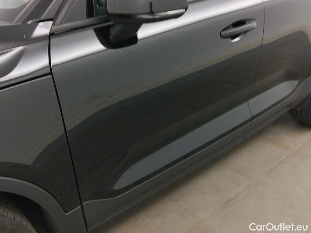  Volvo  XC 40 XC40 Momentum 2WD 2.0 D3 150CV AT8 E6dT #1