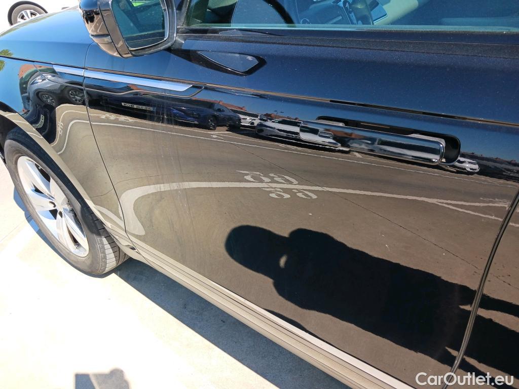  Land Rover  Range Rover LAND ROVER  Velar / 2017 / 5P / todoterreno 2.0 D240 177kW (240CV) S 4WD Auto #24
