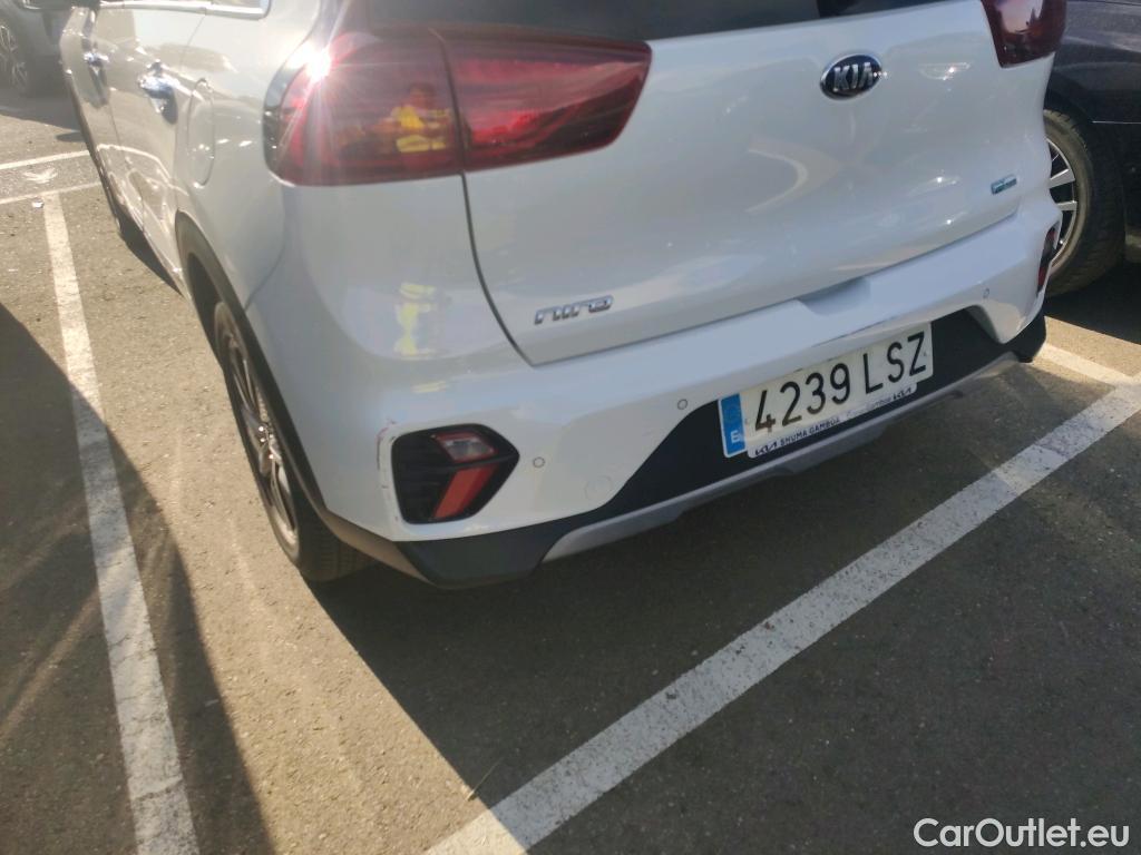  KIA  Niro  Emotion Plug-In Hybrid 1.6 AT6 E6d #19