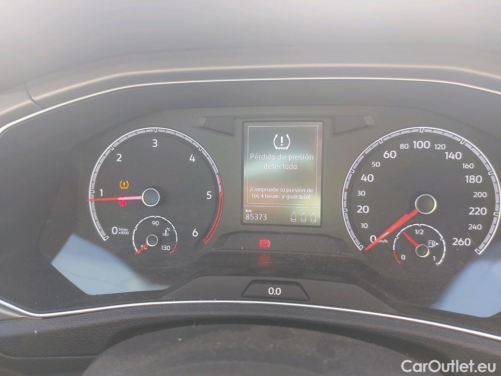  Volkswagen  T-ROC  Advance 2.0 TDI 115CV MT6 E6d #46