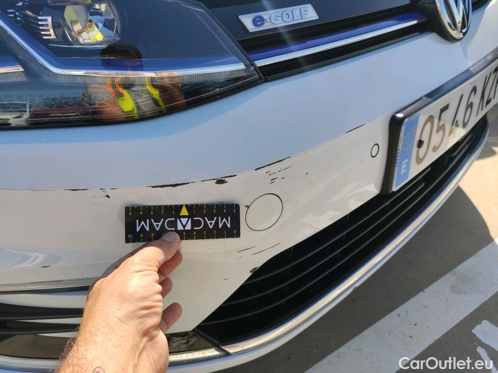  Volkswagen  Golf  VII Berlina e-35kWh #15