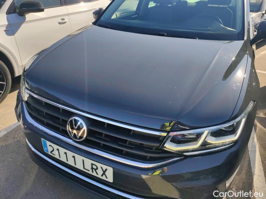  Volkswagen  Tiguan  Life 2.0 TDI 150CV AT7 E6d #6
