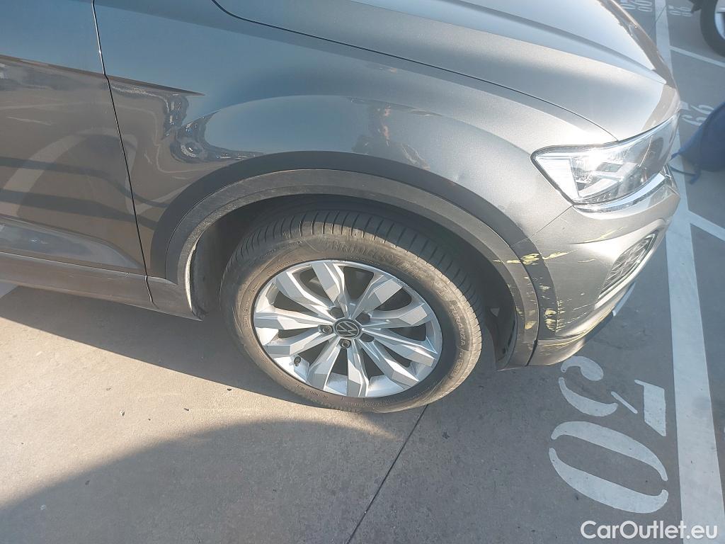  Volkswagen  T-ROC  Advance 2.0 TDI 115CV MT6 E6d #44