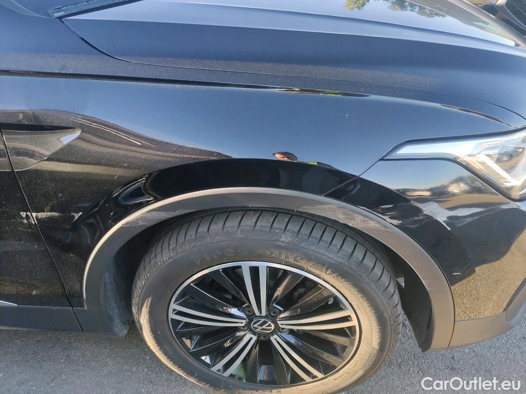  Volkswagen  Tiguan  Life 2.0 TDI 150CV AT7 E6d #19