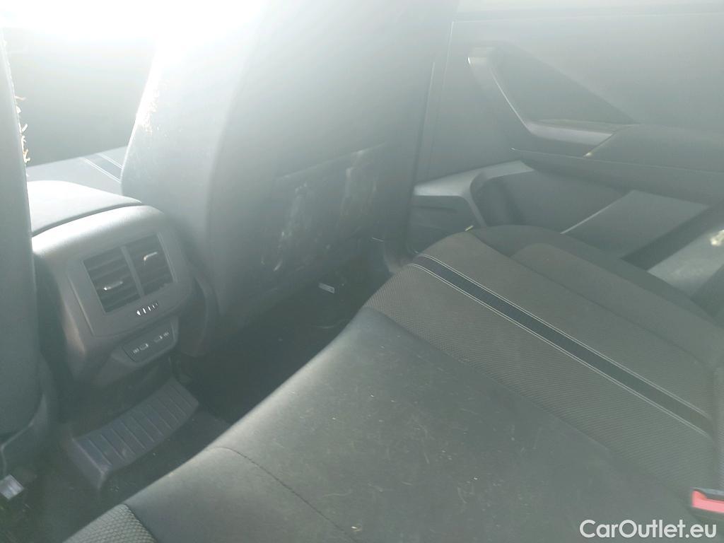  Volkswagen  T-ROC  Advance 2.0 TDI 115CV MT6 E6d #19