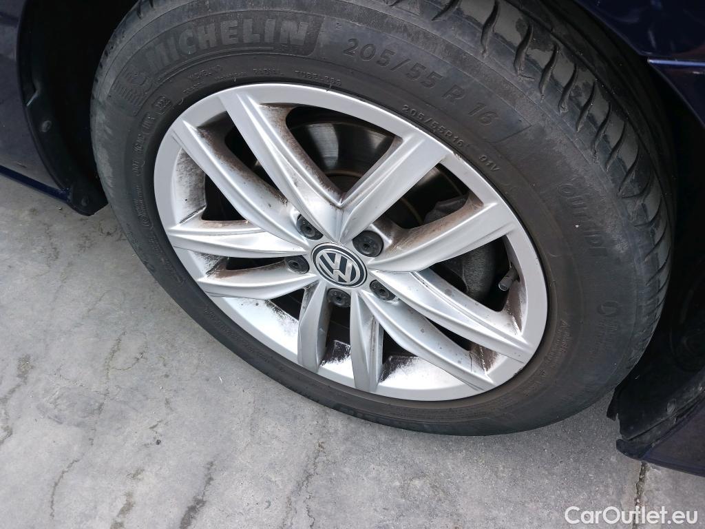  Volkswagen  Golf  VII Variant Last Edition BMT/Start-Stopp 1.5 TSI 130CV MT6 E6dT #40