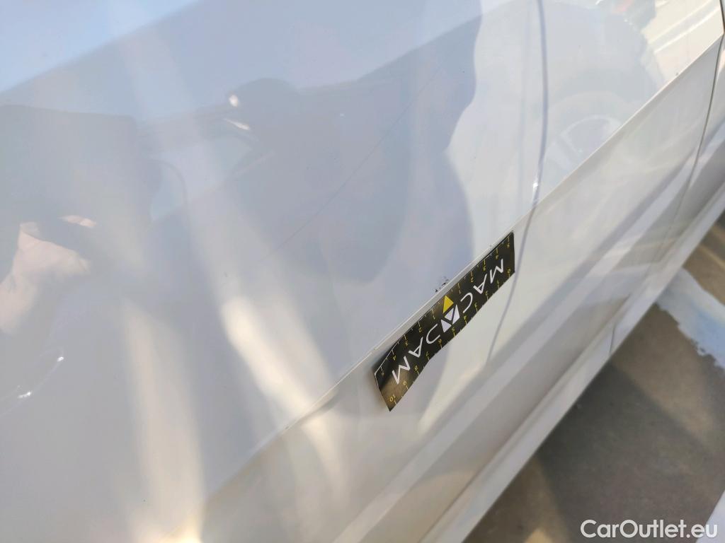  Volkswagen  Golf  VII Berlina e-35kWh #12