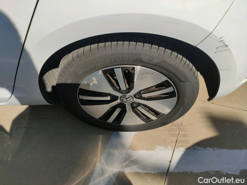  Volkswagen  Golf  VII Berlina e-35kWh #5