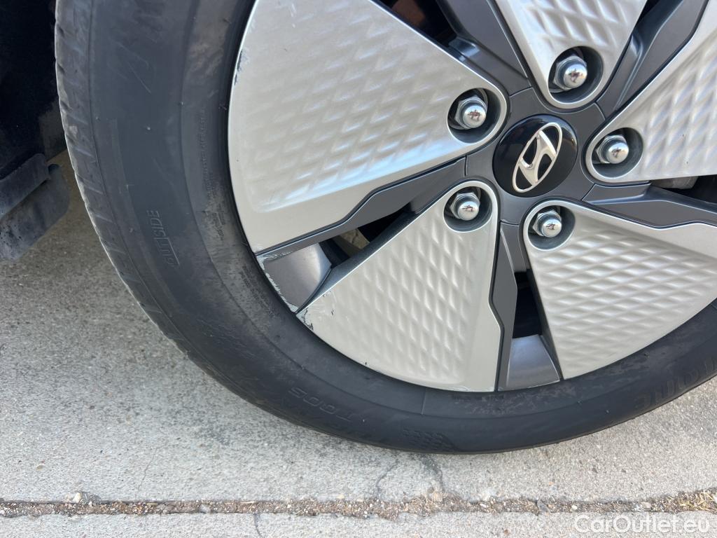  Hyundai   Ioniq HYUNDAI / 2019 / 5P / berlina con portón 1.6 GDI HEV Klass DCT #35