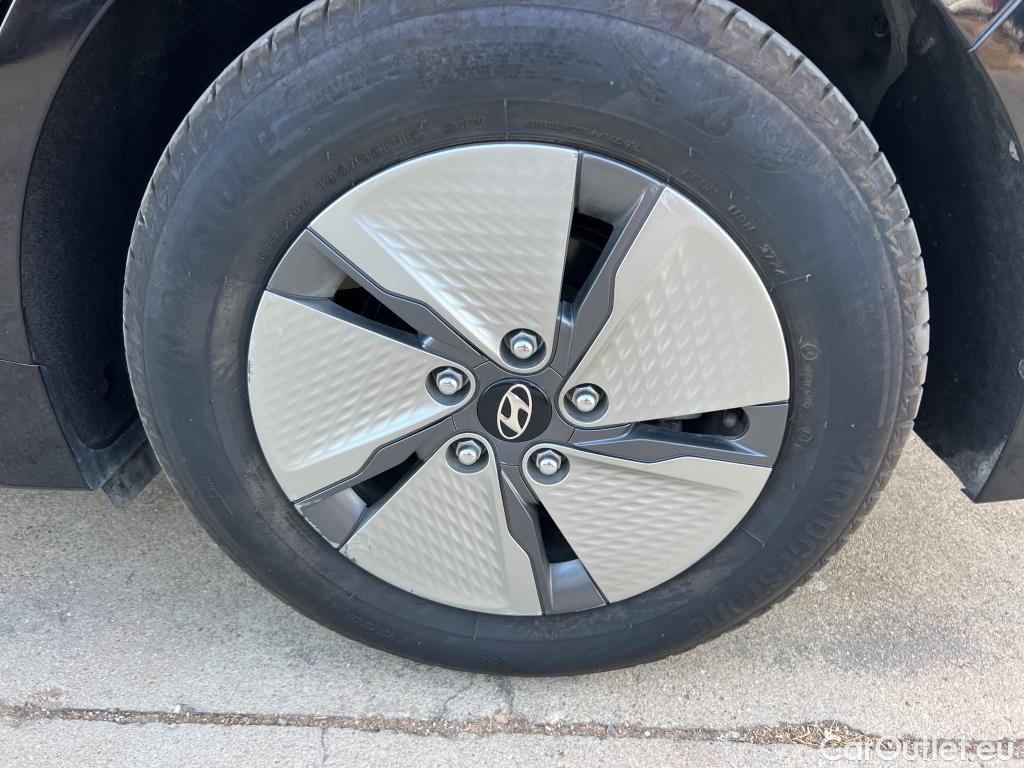  Hyundai   Ioniq HYUNDAI / 2019 / 5P / berlina con portón 1.6 GDI HEV Klass DCT #34
