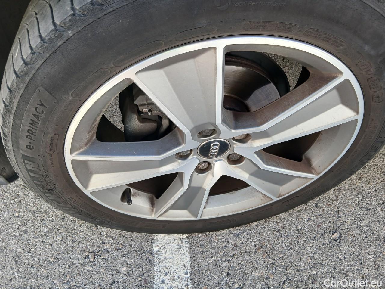  Audi  Q2  35 TFSI design 1.5 TFSI 150CV AT7 E6dT #2