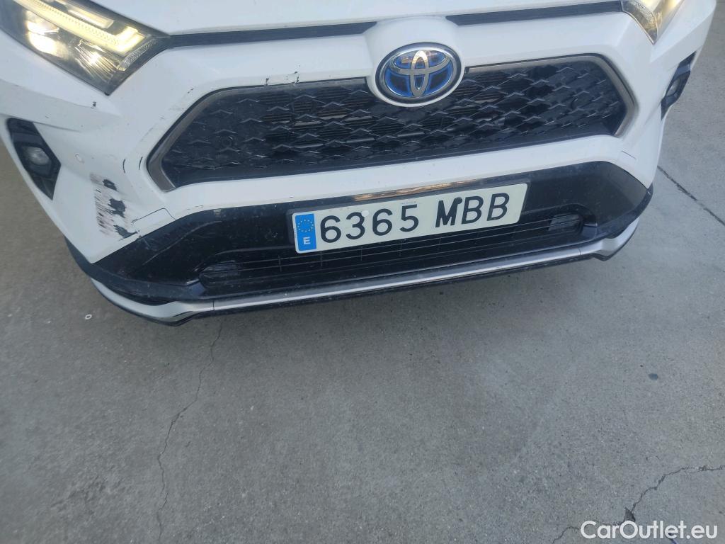  Toyota  RAV4 TOYOTA  / 2018 / 5P / todoterreno 2.5l PLUG-IN 300PH (e-CVT) Advance #33