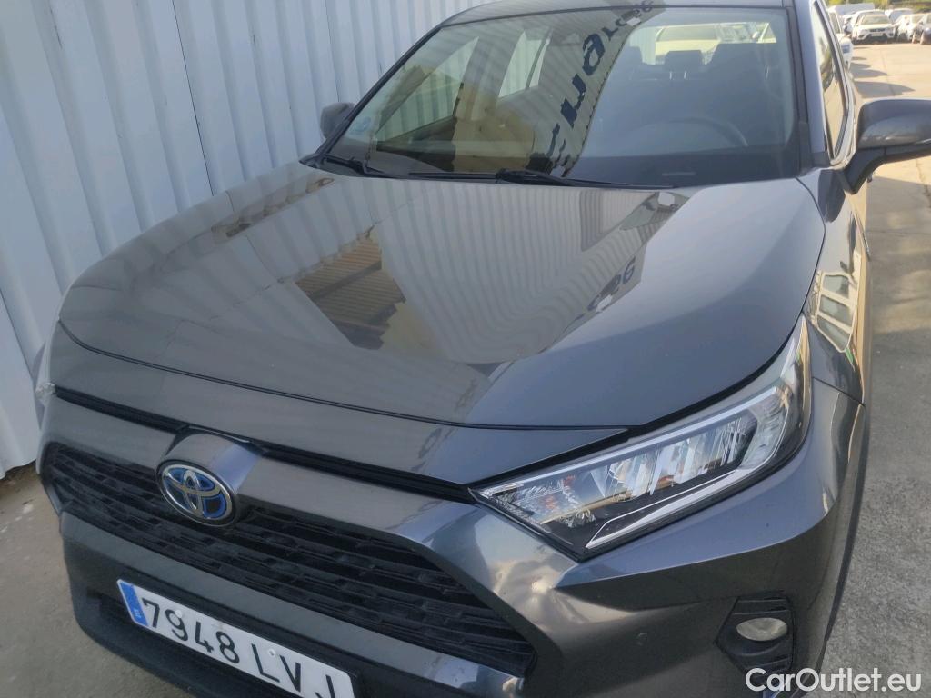  Toyota  RAV4 TOYOTA  / 2018 / 5P / todoterreno 2.5l 220H Business #23