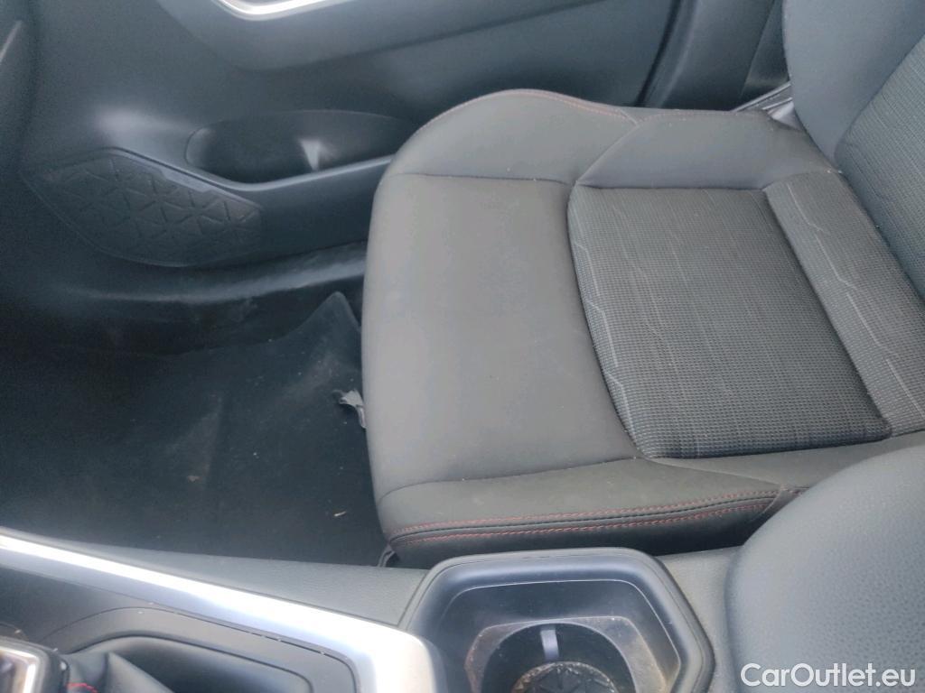  Toyota  RAV4 TOYOTA  / 2018 / 5P / todoterreno 2.5l PLUG-IN 300PH (e-CVT) Advance #40