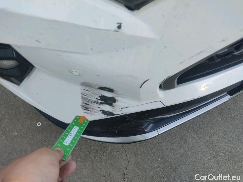  Toyota  RAV4 TOYOTA  / 2018 / 5P / todoterreno 2.5l PLUG-IN 300PH (e-CVT) Advance #3