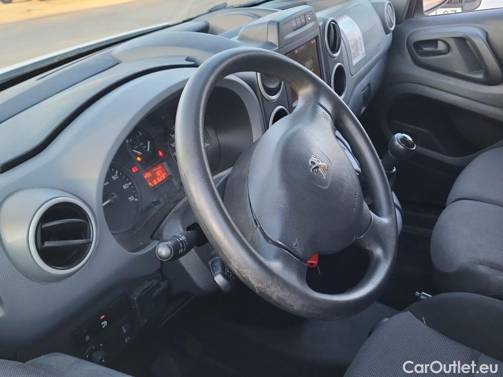  Peugeot  Partner PEUGEOT  VU 4p 2G furgón derivado de Furgón Confort PackL2 BlueHDi 73KW (100) #15