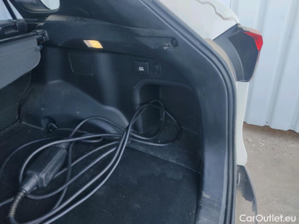  Toyota  RAV4 TOYOTA  / 2018 / 5P / todoterreno 2.5l PLUG-IN 300PH (e-CVT) Advance #8