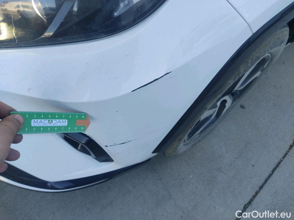  Toyota  RAV4 TOYOTA  / 2018 / 5P / todoterreno 2.5l PLUG-IN 300PH (e-CVT) Advance #2
