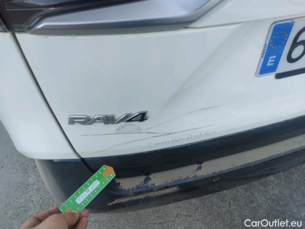  Toyota  RAV4 TOYOTA  / 2018 / 5P / todoterreno 2.5l PLUG-IN 300PH (e-CVT) Advance #19