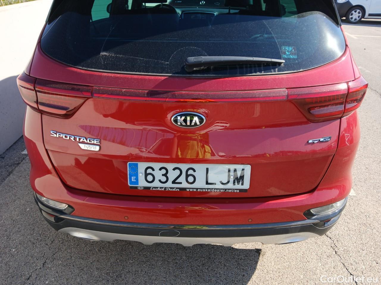  KIA  Sportage KIA  / 2018 / 5P / todoterreno 1.6 MHEV GT Line Xtreme 136CV 4X2 #31