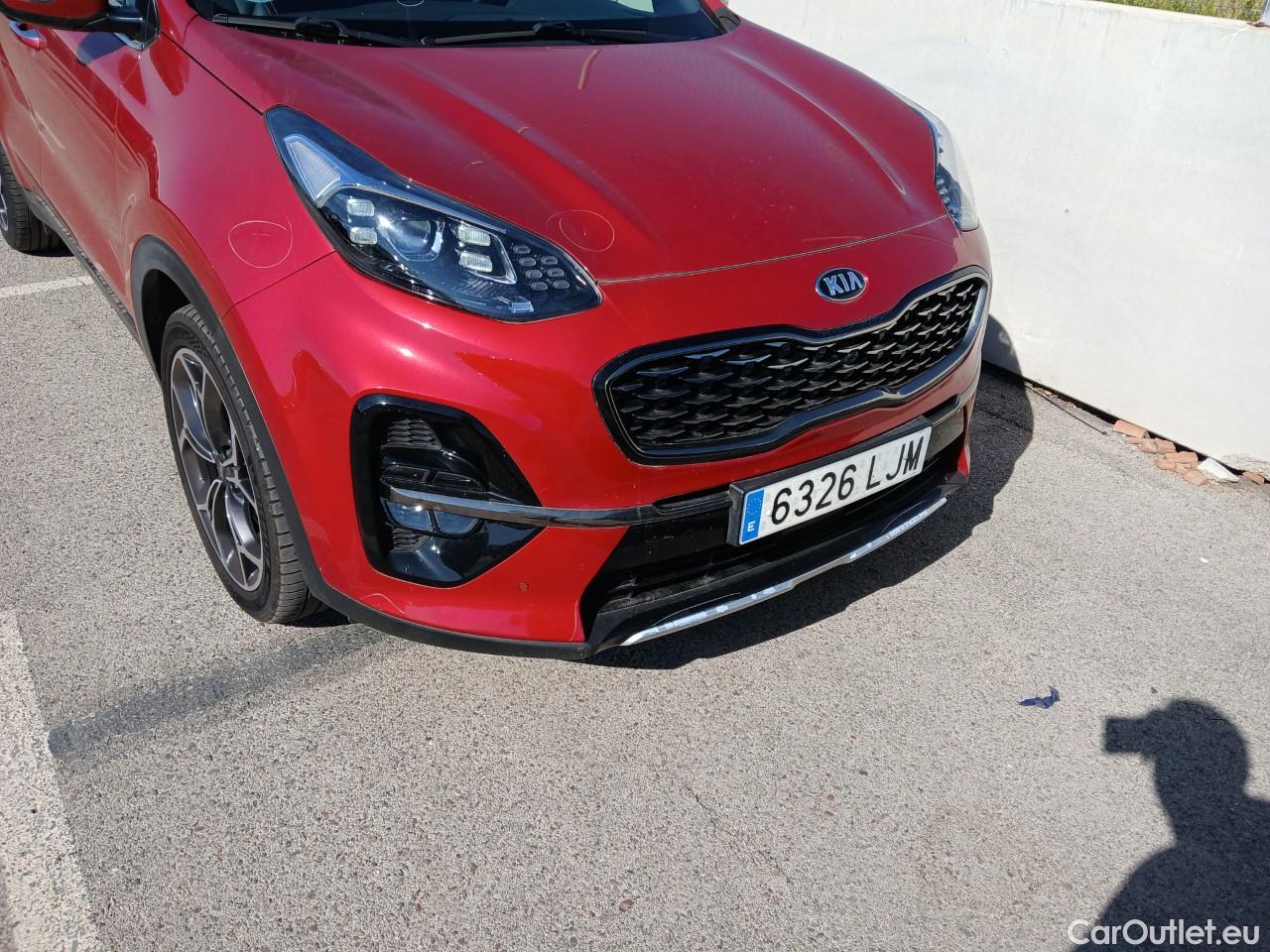 KIA  Sportage KIA  / 2018 / 5P / todoterreno 1.6 MHEV GT Line Xtreme 136CV 4X2 #12