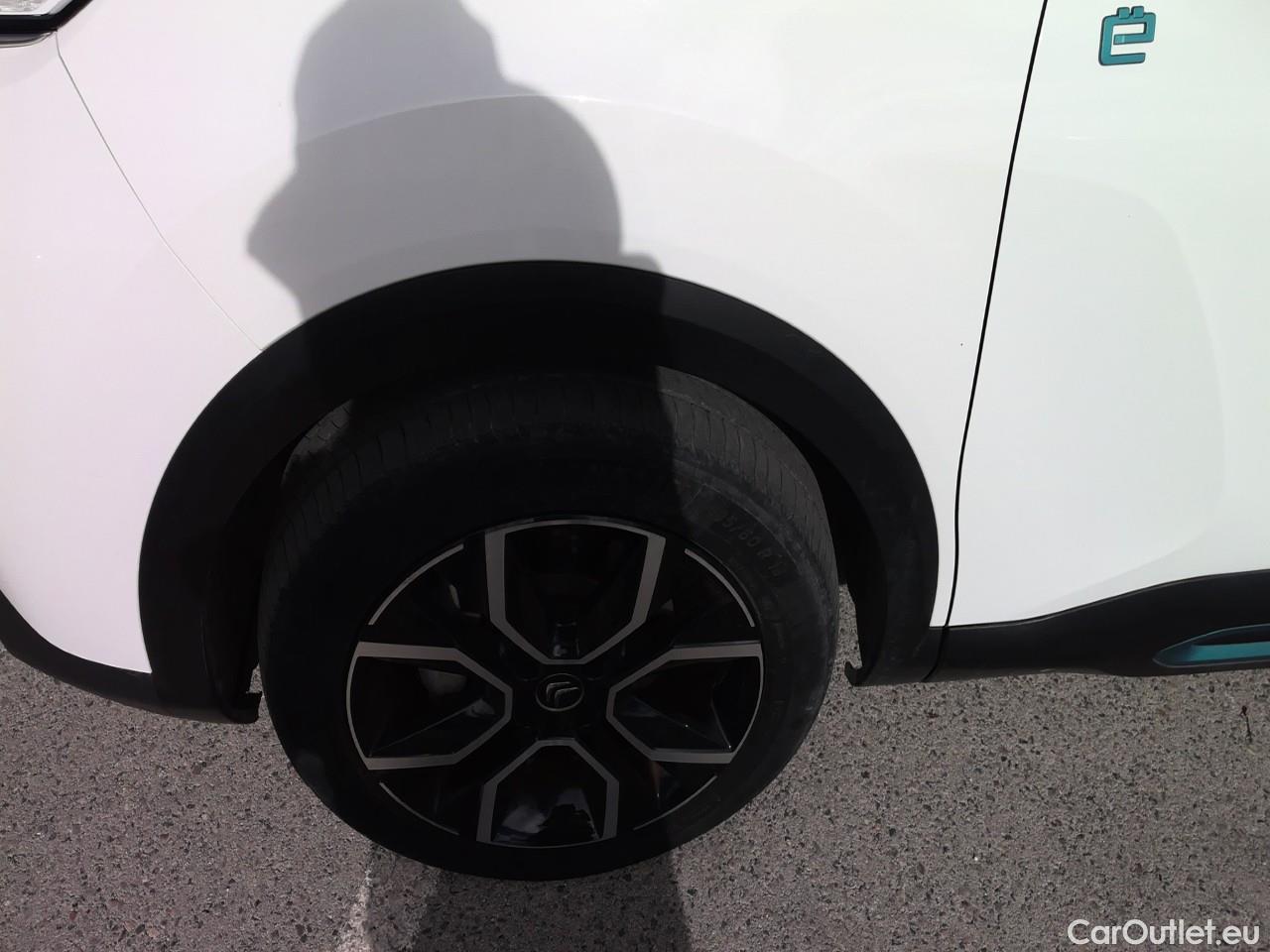  Citroen  C4  Berlina E-Feel Pack 50kWh #14